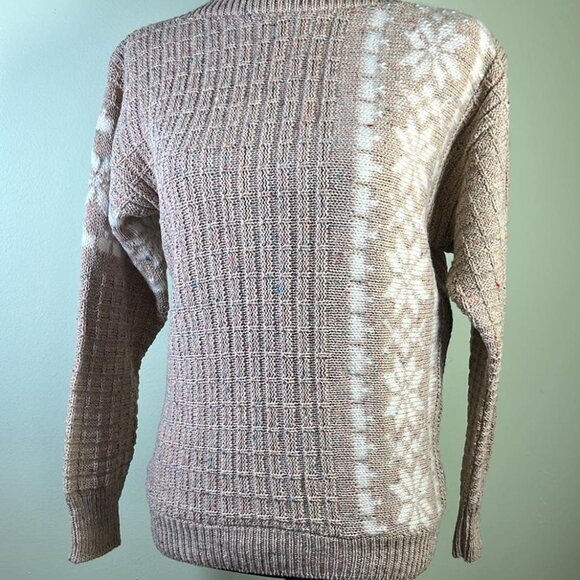 Vintage 90s Cable Knit Sweater Bee by Banff Snowflake Motif Cottage Core - Picture 1 of 7